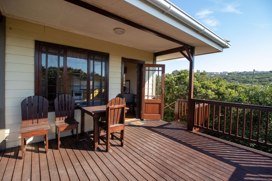 4 Bedroom Property for Sale in West Beach Eastern Cape